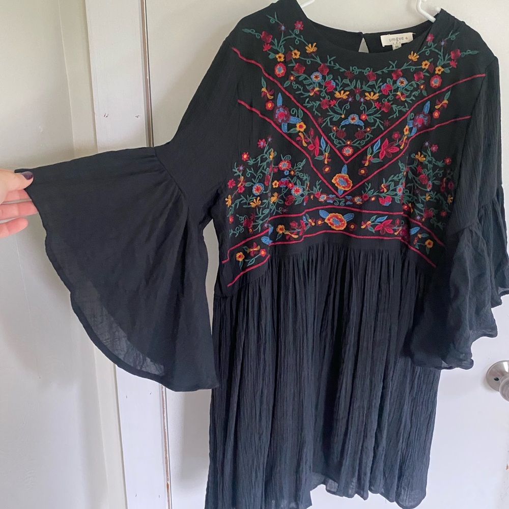 Wore once to a wedding no longer fits me